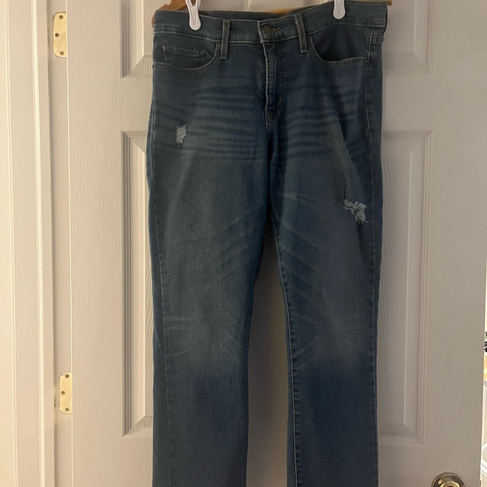 Levi’s 314 Shaping Straight Distressed Blue Jeans